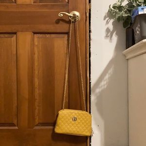 YELLOW CROSSBODY purse!